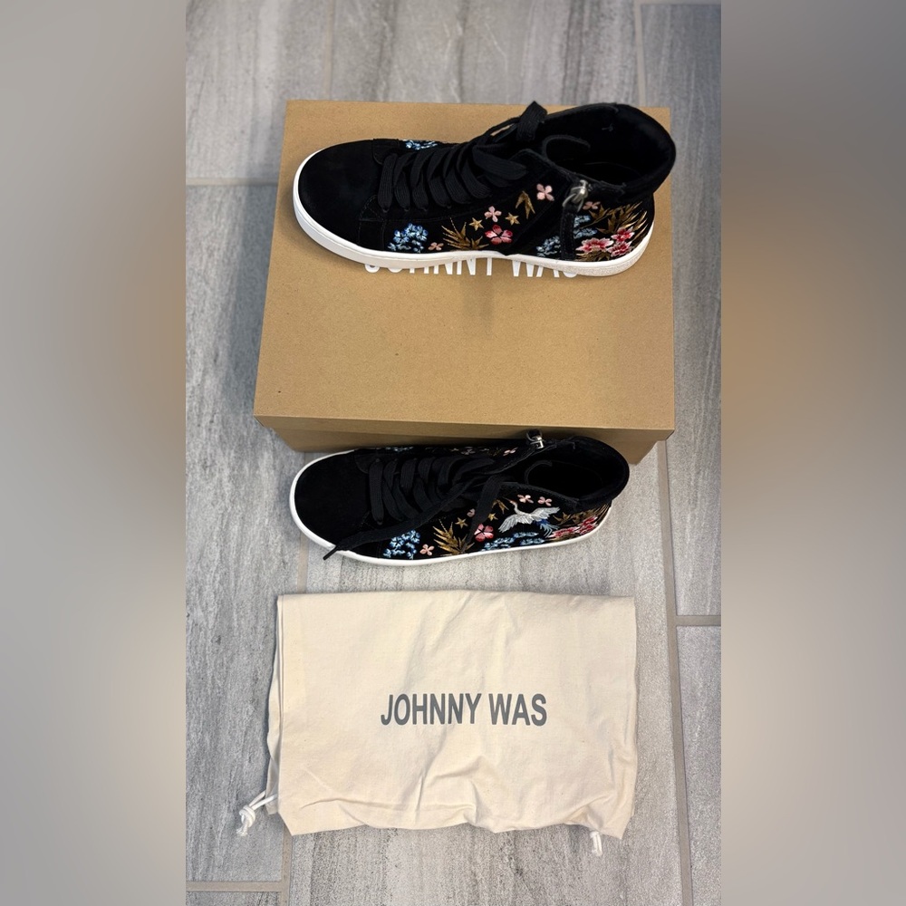 Johnny Was Emiko High-Top Sneakers - Picture 9 of 11